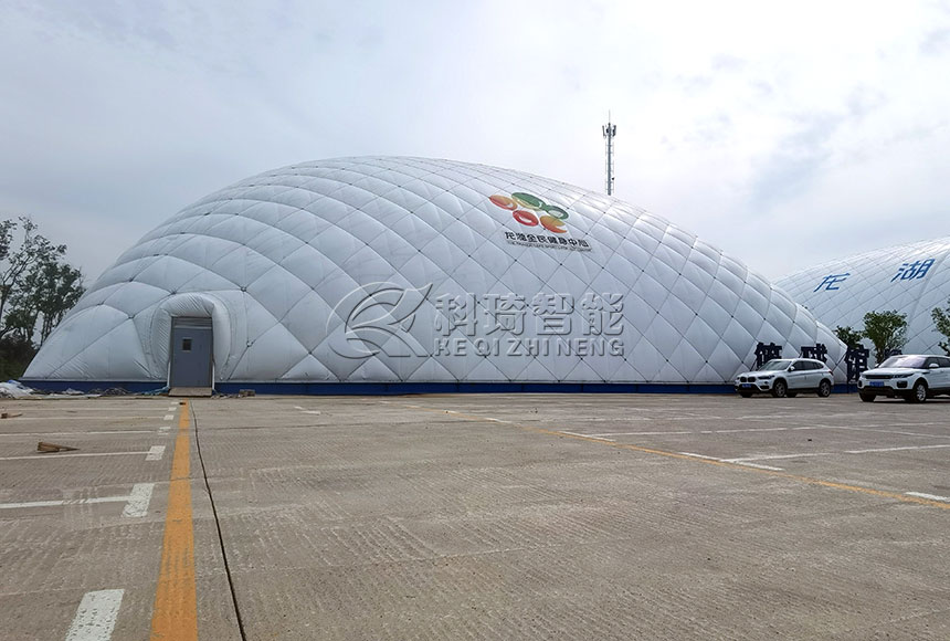 氣膜體育場館_鄭州市龍湖全民健身中心